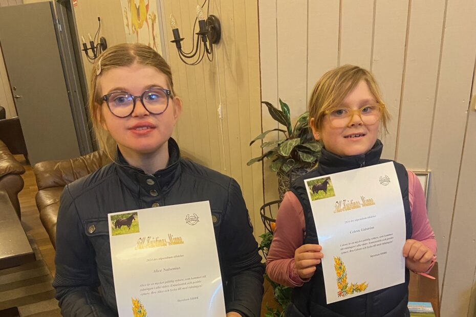2024 års stipendiater Alice Nalsenius och Celeste Lidström